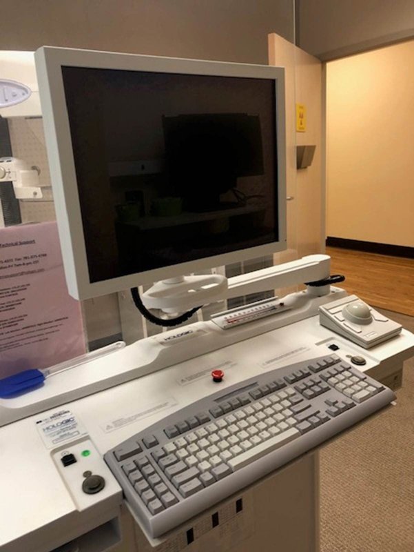HOLOGIC SELENIA DIGITAL Mammo System 2007 - inCAV Medical Imaging Equipment