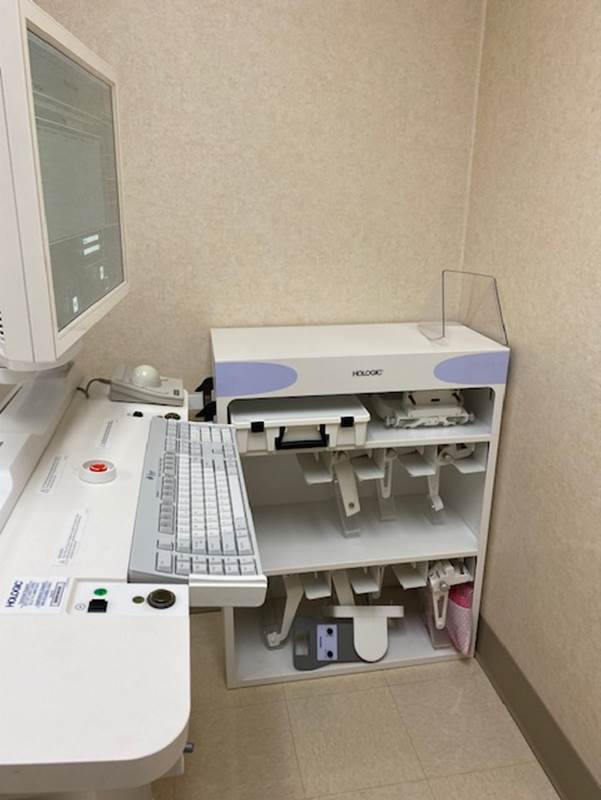 HOLOGIC SELENIA DIGITAL Mammo System 2010 - inCAV Medical Imaging Equipment