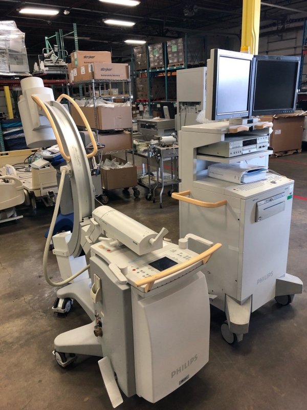 Philips BV Pulsera C - ARM 2004 2nd Generation with Flat Pannel Monitors - inCAV Medical Imaging Equipment
