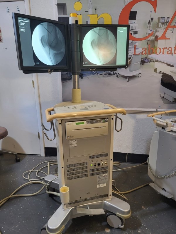 Philips BV Pulsera C - ARM 2012 3rd Generation with Flat Pannel Monitors and Vascular Package - inCAV Medical Imaging Equipment