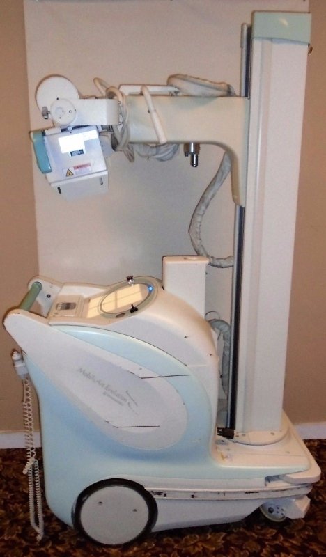 Shimadzu MobileArt Evolution PORTABLE X - RAY - inCAV Medical Imaging Equipment