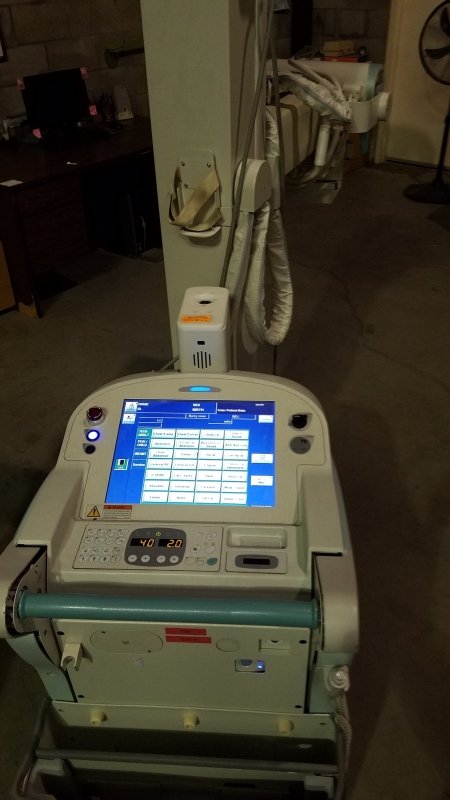 Shimadzu MobileDaRt Evolution Digital PORTABLE X - RAY with 14x17 Canon Detector - inCAV Medical Imaging Equipment
