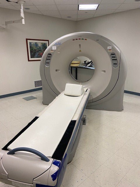 Toshiba Aquilion 16 Slice CT Scanner - inCAV Medical Imaging Equipment