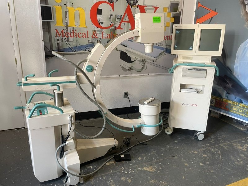 ZIEHM Vista C - arm with double monitor screen - inCAV Medical Imaging Equipment